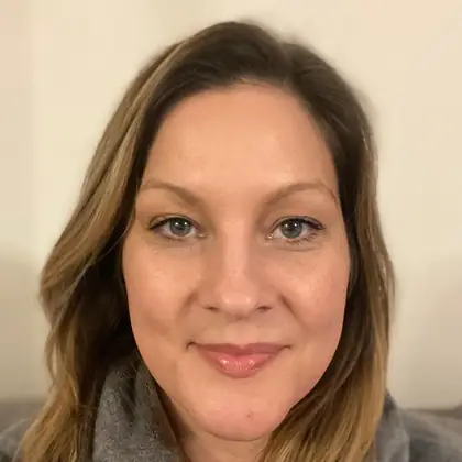 Dr Carey Viala
